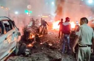 दिल्ली लाल किला विस्फोट: कार धमाके में 9 की मौत, आतंकवादी साजिश की जांच शुरू लाल किला कार विस्फोट